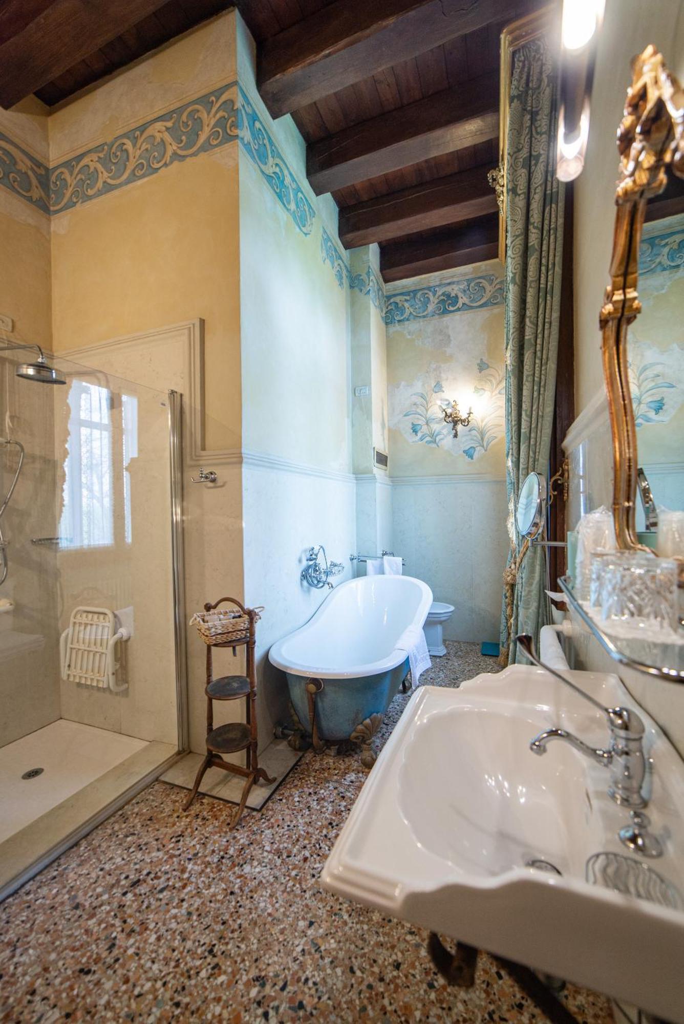 Relais Castello Bevilacqua Esterno foto