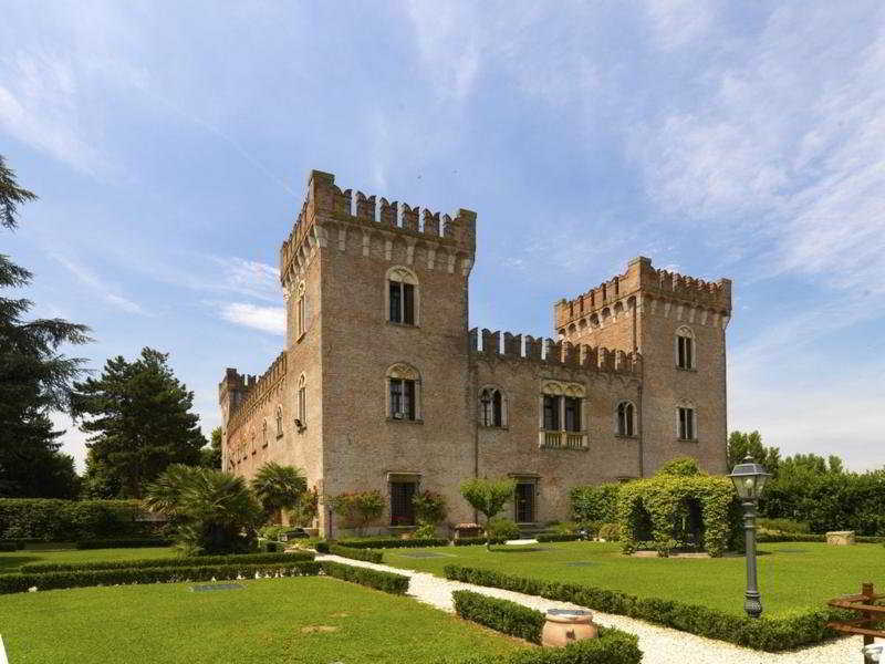 Relais Castello Bevilacqua Esterno foto